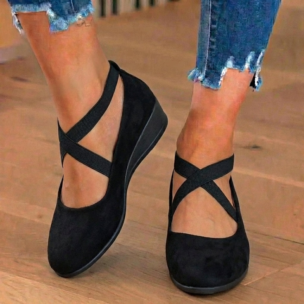 Sneakers Ortopediche Aggraziate dal Look Moderno