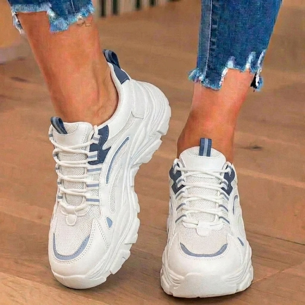 Sneakers Ortopediche Aggraziate dal Look Moderno