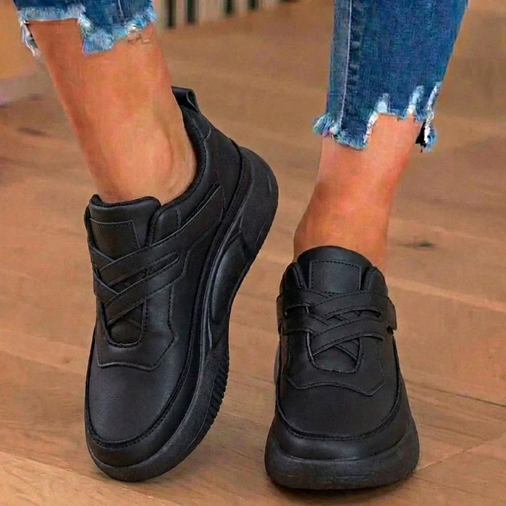 Sneakers Ortopediche Chic dal Design Unico
