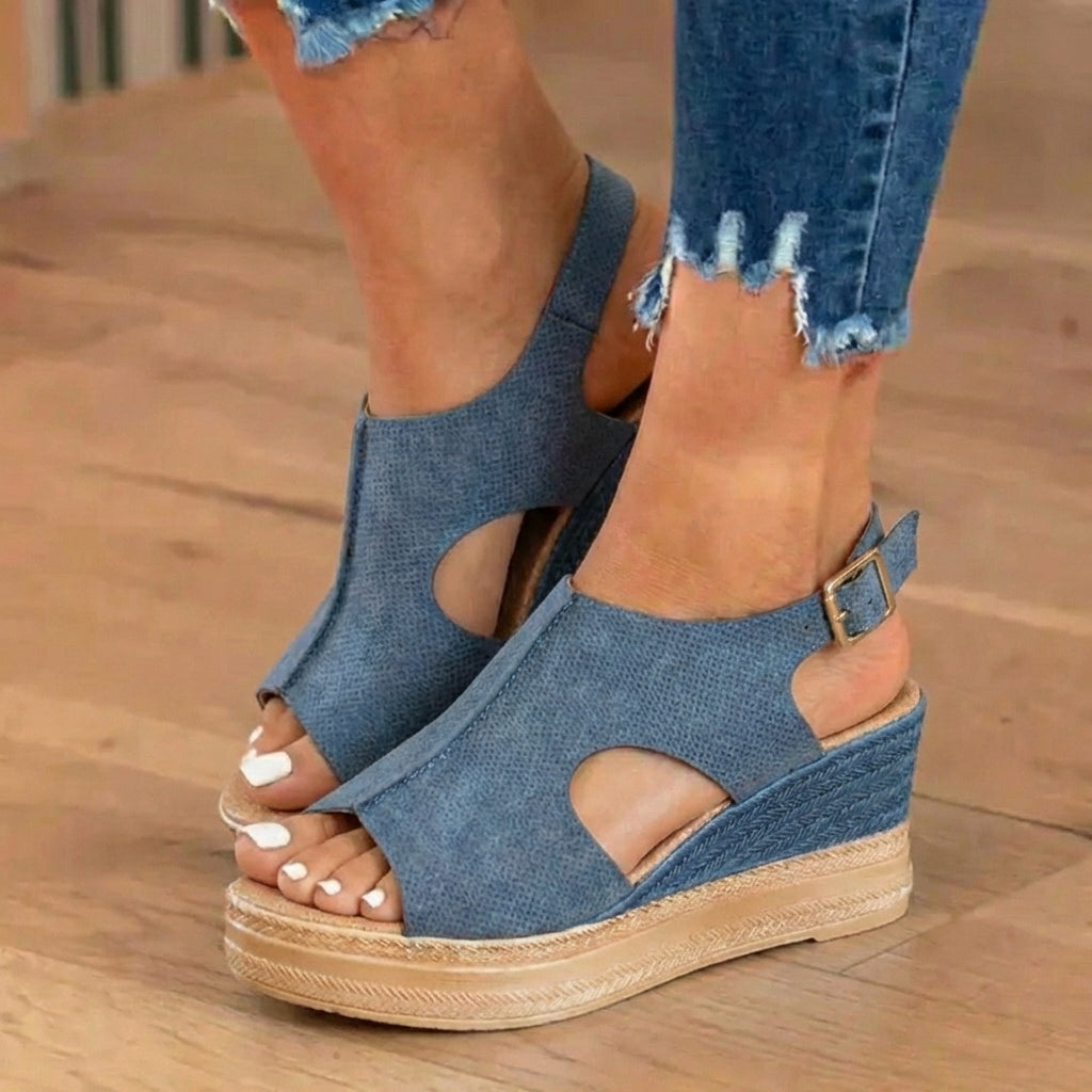 Scarpe Ortopediche Aggraziate dal Look Moderno