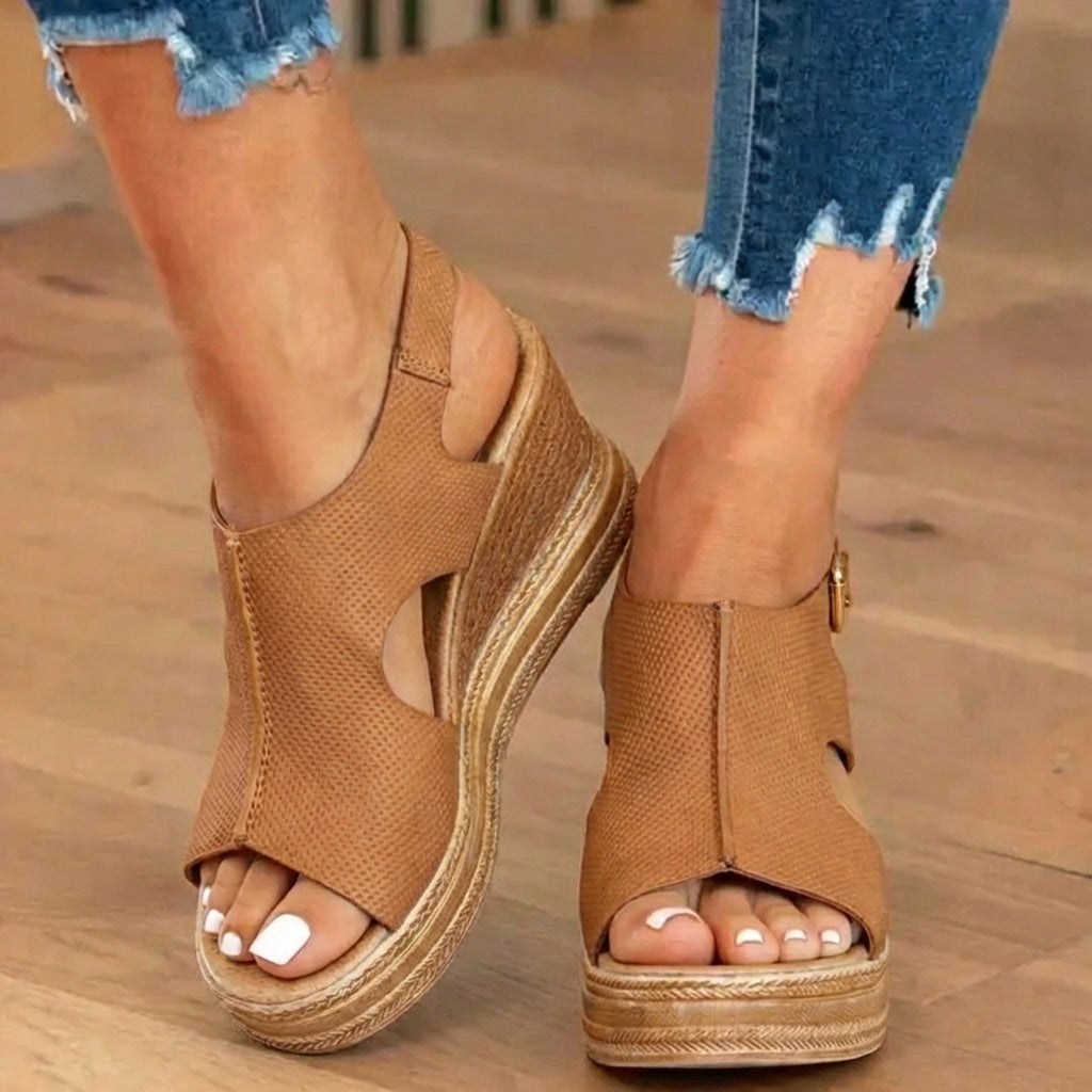 Scarpe Ortopediche Aggraziate dal Look Moderno