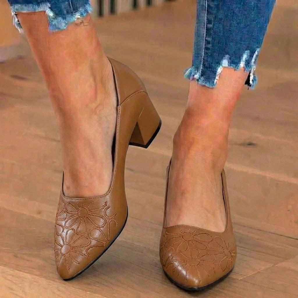 Scarpe Ortopediche Eleganti per Ogni Passo