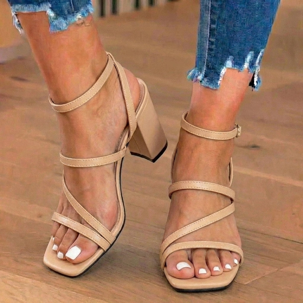 Scarpe Ortopediche Aggraziate dal Look Moderno