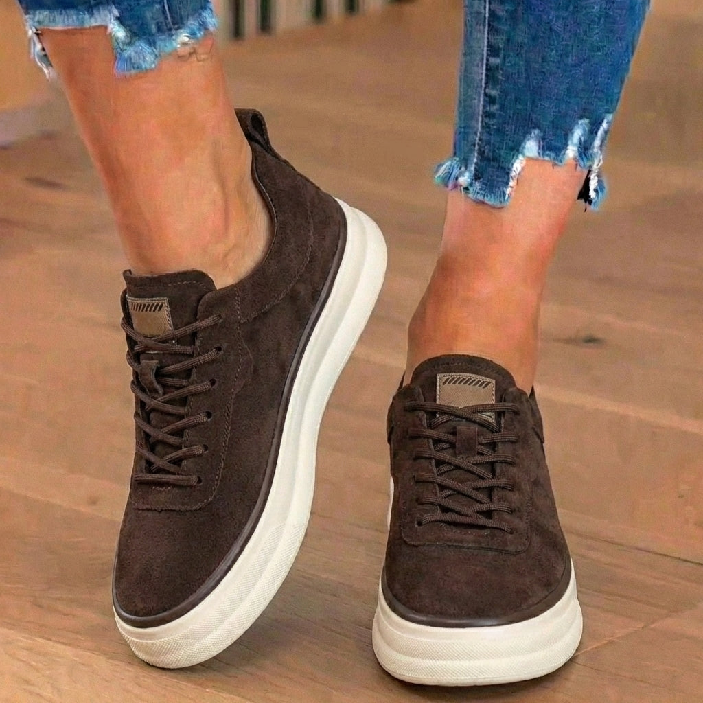 Sneakers Ortopediche Eleganti per Ogni Passo